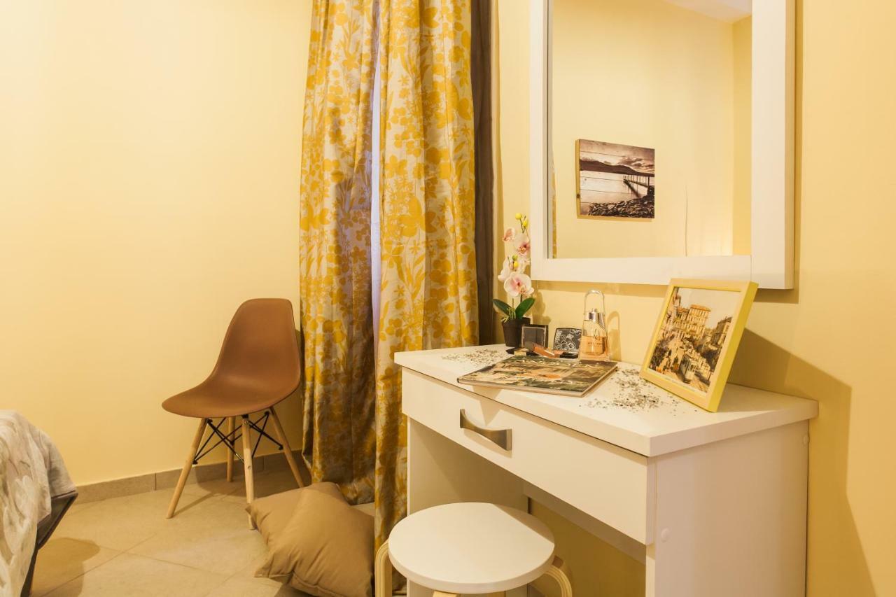 Safe, Central, Smart Double Rooms In Apartment, Next Metro Station Walk To Acropolis Athens Exterior photo